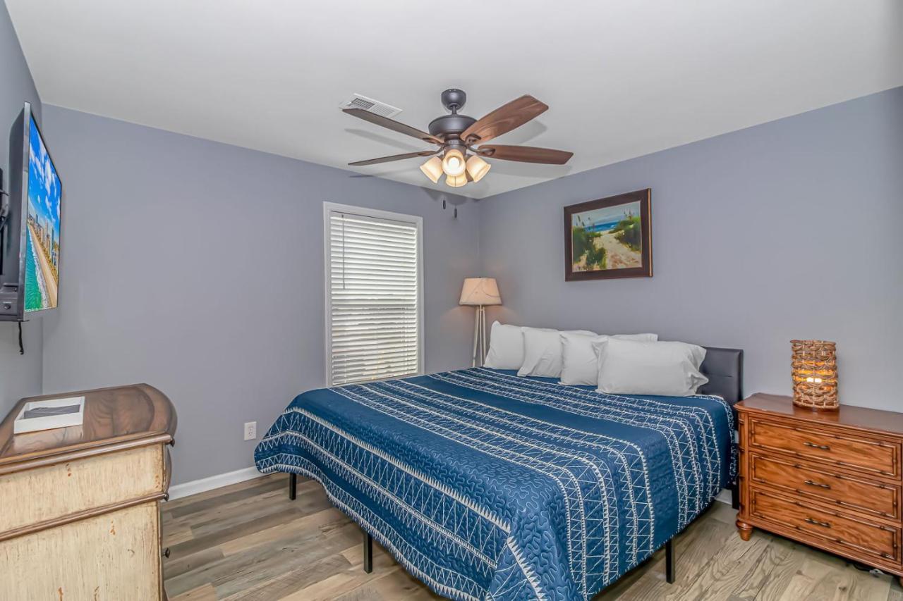 125 Atlantic Avenue Unit G1 - Pet Friendly! Walk To The Beach And Pier! 2Br -1Ba - Sleeps 6 Guests! Myrtle Beach Exterior photo